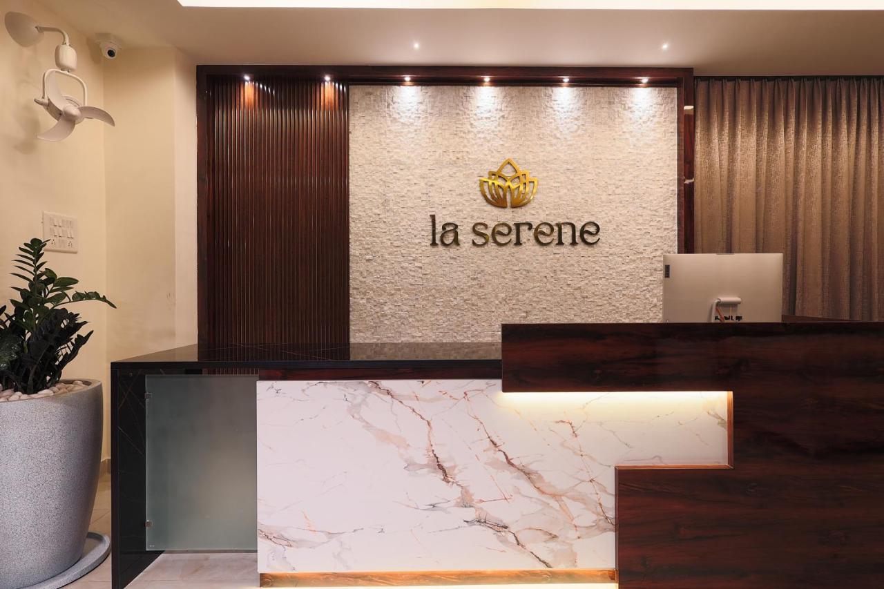 La Serene Boutique Hotel - Manyata Tech Park Bangalore Buitenkant foto